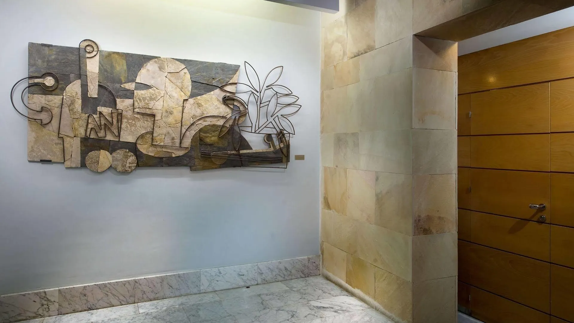 Suites Sercotel Mirasierra Pamplona 3*,  Spain